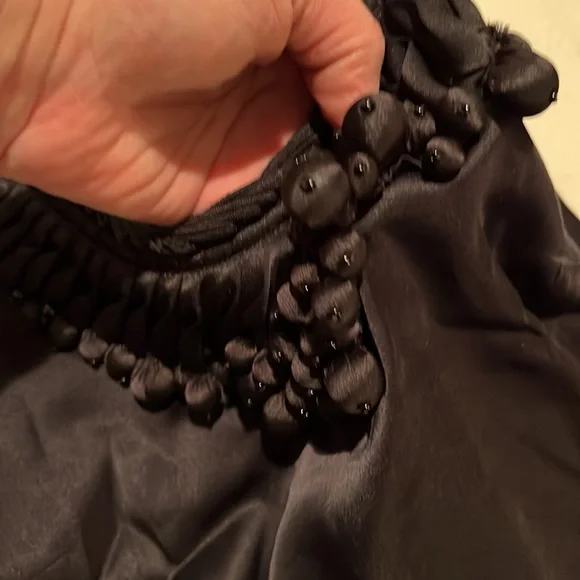 Valentino Roma medium silk camisole ITALY 42AUTHENTIC embellished neckline